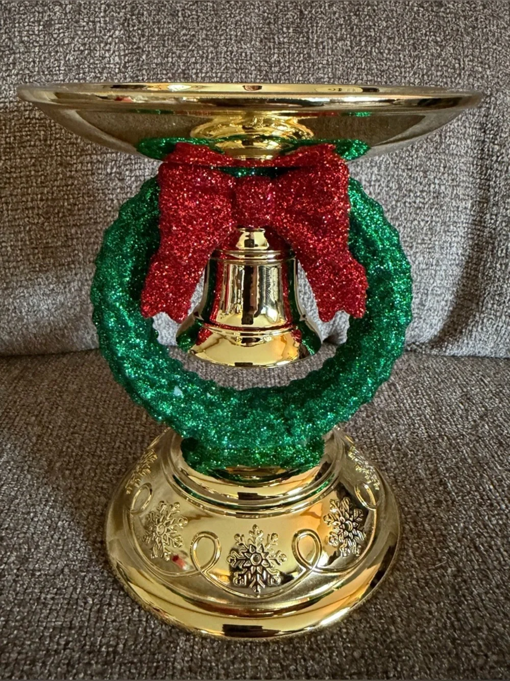 Bath & Body Works Gold Christmas Wreath & Bell 3-Wick Pedestal Candle Holder - Picture 1 of 6